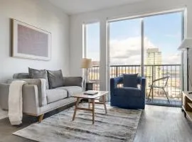 Blueground New Tacoma balcony nr Museum SEA-957