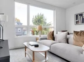 Blueground New Tacoma view nr Waterfront SEA-958