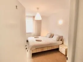 City centre - Room 2 with shared bathroom