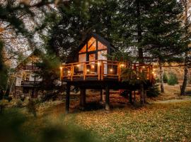 Kuća na drvetu - Zlatar Hill - Treehouse, khách sạn ở Nova Varoš