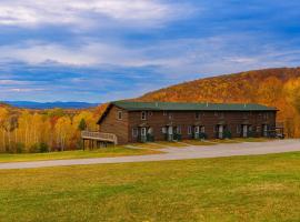 Vacationland Estates Resort, hotel in Island Falls