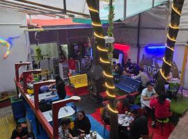 Hostal Gastro Bar Casa Colibrí