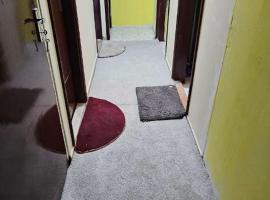 Bedspace in room，位于沙迦的住宿加早餐旅馆