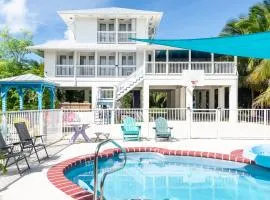 Beachfront • Heated Pool • Hot Tub • Oceanview