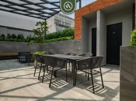 Luxury 2 BR Condo in Condesa