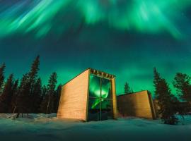 J&auml;nk&auml; Resort, hotel with hot tubs in &Auml;k&auml;slompolo
