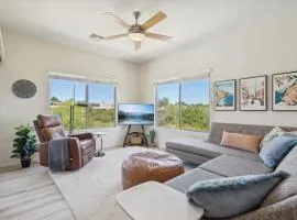 Panorama View - Mountain Views - Community Pool