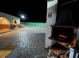 Villa Calatrue - Tabernas, Hotel in Tabernas