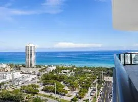 Resort & Beach - The Ideal Condo at 72 Park