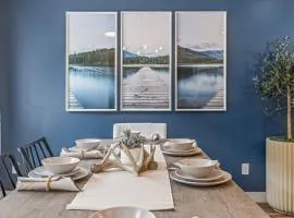 Rockies Escape for Groups with Hot tub and Pool