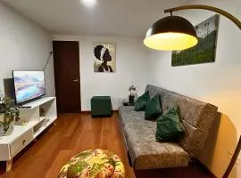 Dúplex familiar cerca al Cable y Milán con patio