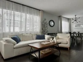 The Nest Manhattan Beach, Partial Ocean View