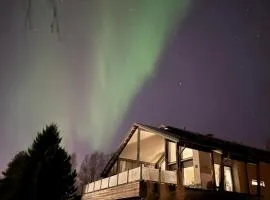 Aurora Arctic Riverside Villa