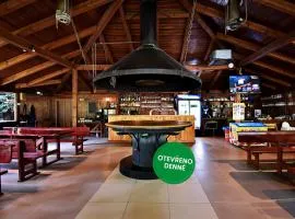 Apartmány & Kemp Sázavský ostrov