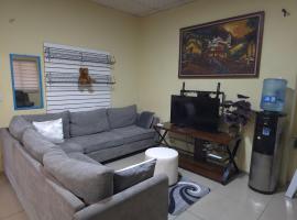 Beautiful and comfortable house, hotel in Sonsonate