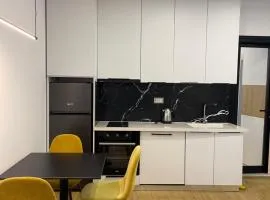 Lakeside Comfort Tirana - Self Check-in