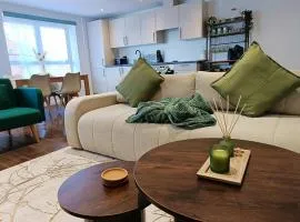 Old Town Escape - 2 Bedroom Apartment Sleeps 6