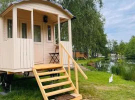 Camping Papillon Kinrooi - Pipowagen 2p terras
