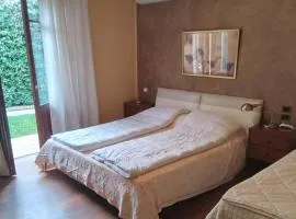 Family rooms with full kitchen in Lake Garda