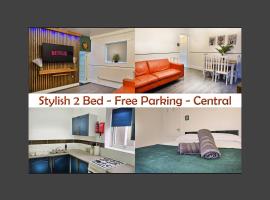 Spacious Entire House with Free Parking Perfect for Relocators Contractors and Long Term Stays, hotel in Bury