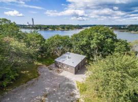 BLE833-Lyckeby-Knoesoevaegen-98, hotel in Lyckeby