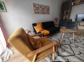 Appartement cosy lumineux - Vue sur les Pyrénées, hótel í Pau
