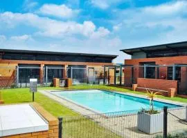 Spacious 2 bedroom, 2 bathroom unit