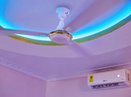 Homey apartment, hotel v destinaci Amanfro