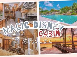 Enchanted Hucks Hideaway, hotel in Clermont