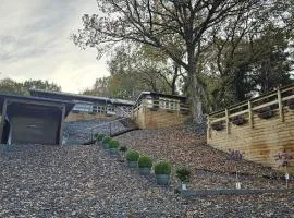 Family-Friendly Cottage Near the Coast