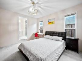 Bright Maple Suite, hotel di Richmond