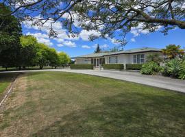 Sunnydays Motel: Gisborne şehrinde bir konaklama birimi