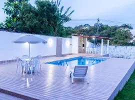 Casa a 950 m da Praia de Jauá - Espaçosa e Aconchegante!