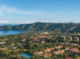 Naumi N551 | High Floor Condo in Playas del Coco + Pools & Beach Club, hotel a Sardinal
