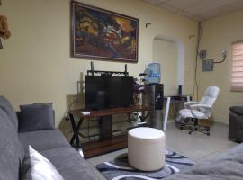 Beautiful and comfortable house, hotel met parkeren in Sonsonate