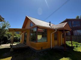 Cabañas dunn, hotel in Puerto Cisnes