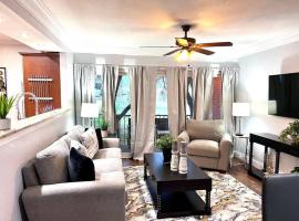 Spacious 2BD Condo Grand Prairie GP22B, hotel en Heliport-Facility 5A