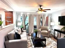 Spacious 2BD Condo Grand Prairie GP22B