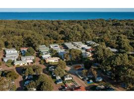 Discovery Parks - Woodman Point、Coogeeのホリデーパーク