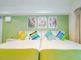 Higashi-Shinjuku 906