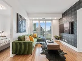Capella Suites - Downtown Toronto