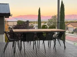 New House in the Palisades Hills