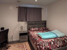 2-Room Suite in South Edmonton, guest house in Edmonton