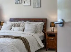 K Rose Cottage In the heart of Victor Harbor - No Linen Included