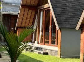 Louto Dmell Villa & Deluxe