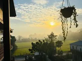 Hotel Sauraha Village