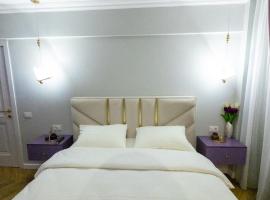 Studio Luxury Promenada, luksushotelli kohteessa Craiova