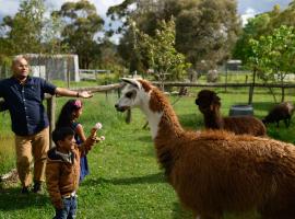 Tuscan Farmhouse, hotel v destinaci Launching Place