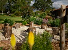 Tuscan Farmhouse, hotel v destinaci Launching Place