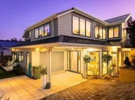 Regal on Rosetta, Raumati South